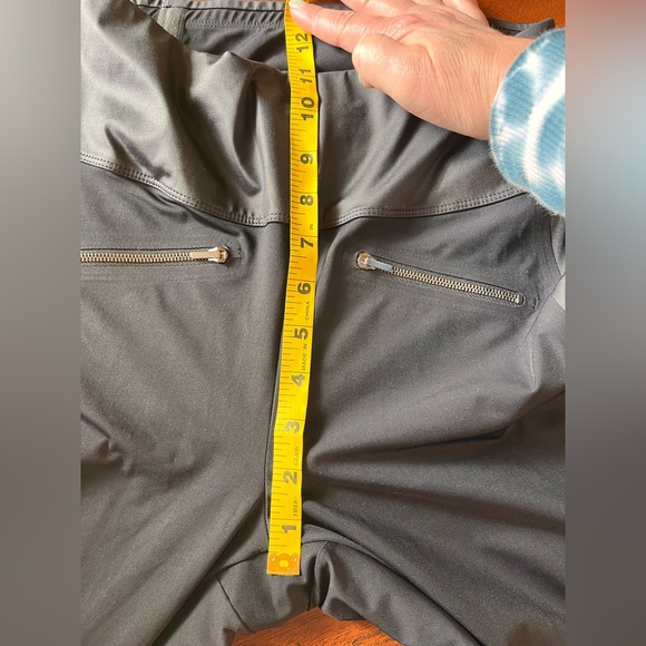 ADAY Throw It Higher Leggings - Picture 9 of 12